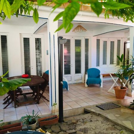 Habitation Santos 6 Personnes Terre De Haut Les Saintes Eksteriør bilde